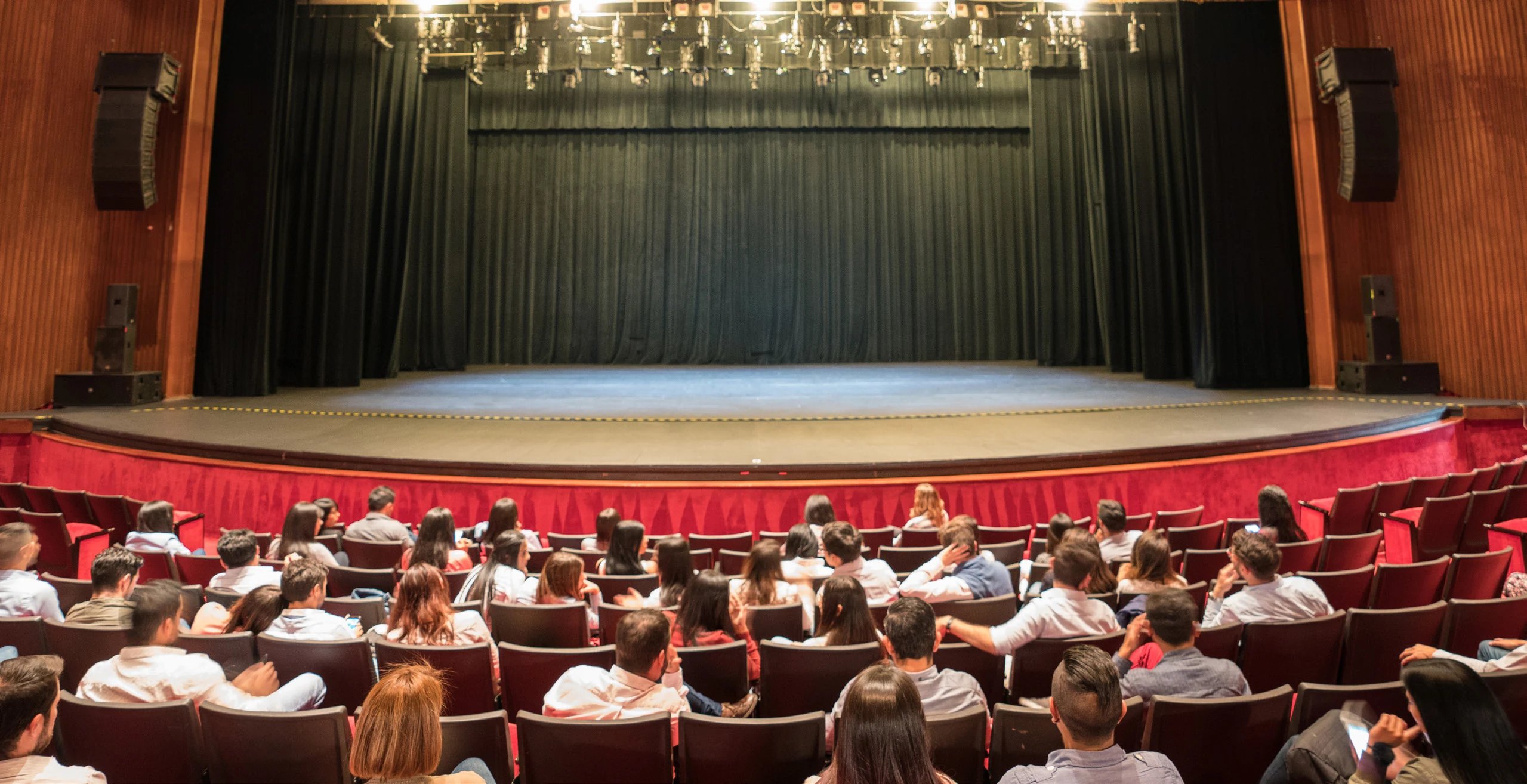 Performing arts theatre application for Auri assistive listening